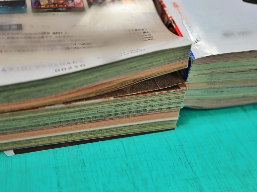 2冊のコミック雑誌