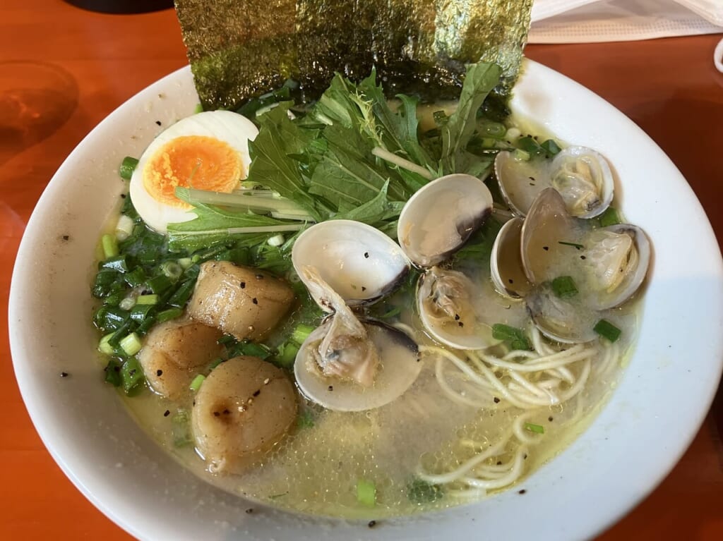 下藤沢のラーメン店「南相馬へうげもの」で頂いた「すごい貝」