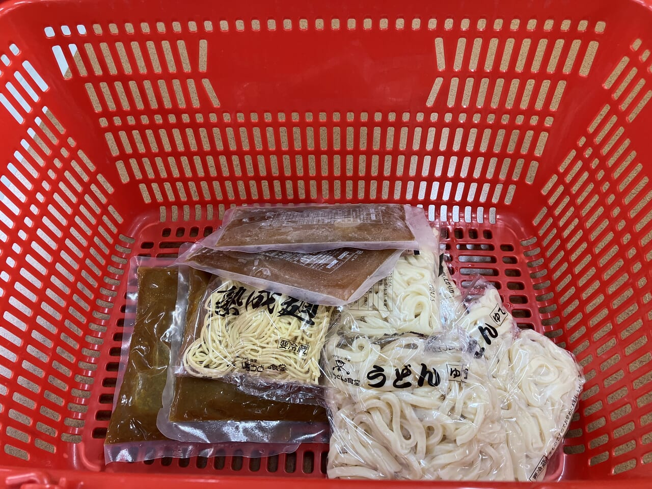 山田うどんの工場直売